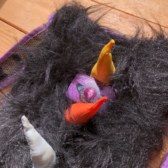 Fuzzy Spike Hydration Pack DanPak - Picture 4 of 8